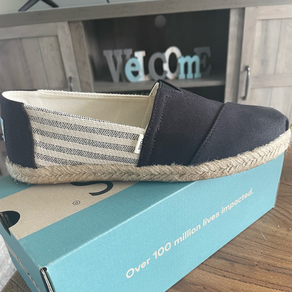 NWT New Toms Alpargata Rope Black Espadrilles